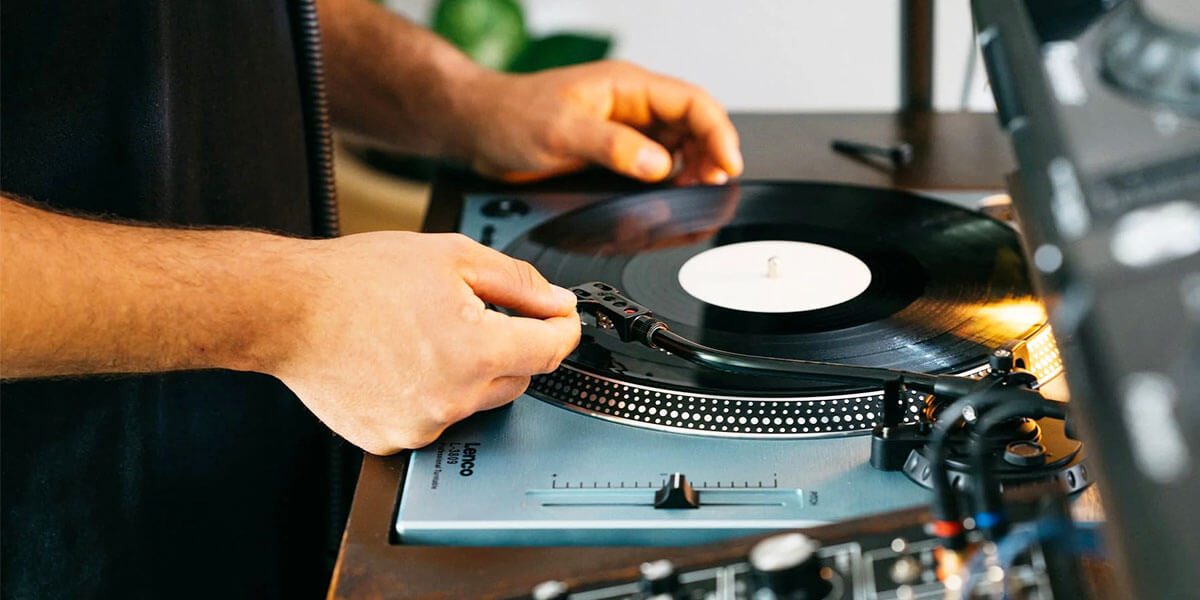 will a cheap turntable damage your records